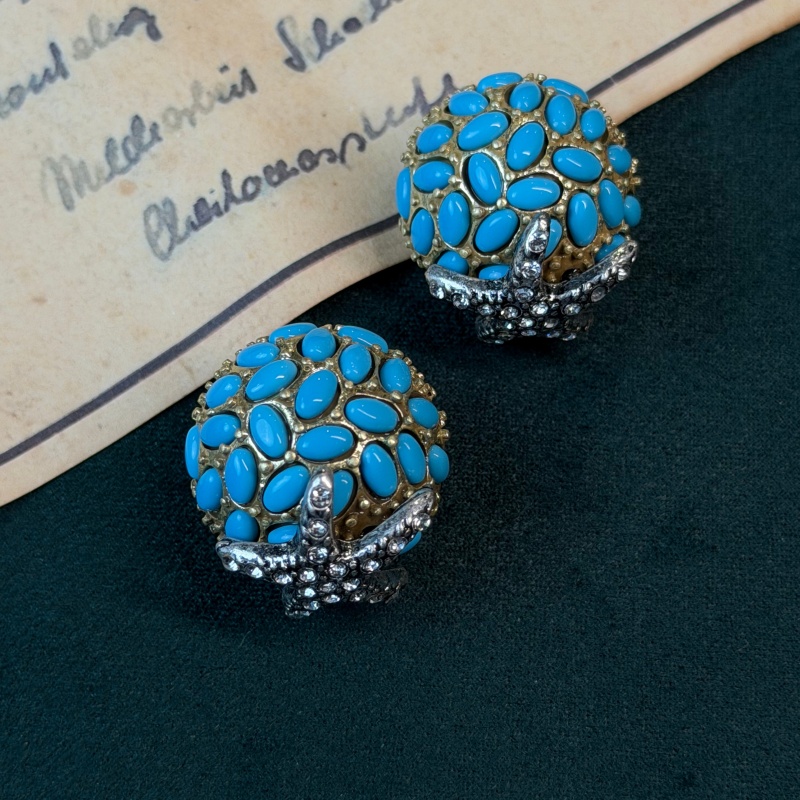 Vintage Fashion Trends 2026 - Orecchini Vintage a Stella Marina con
