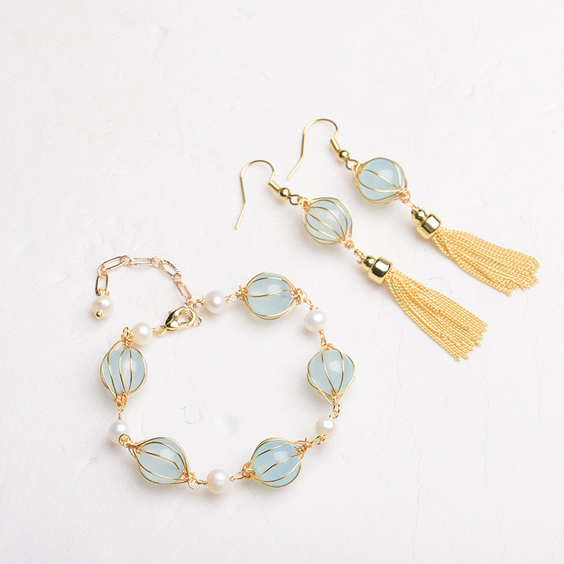Vintage Fashion Design - Orecchini con perline di giada naturale