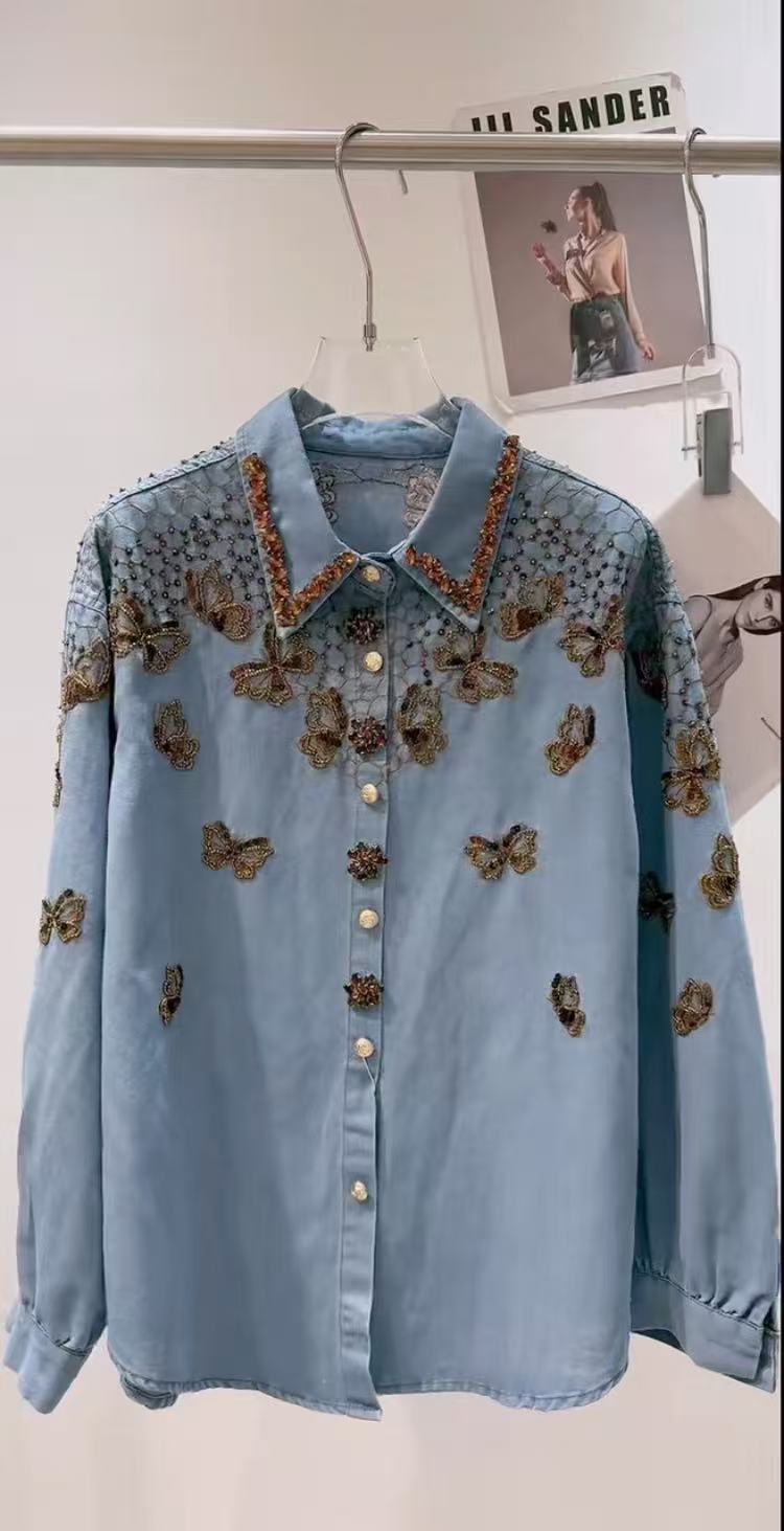 Vintage Fashion Trends 2026 - Giacca di jeans di lusso da