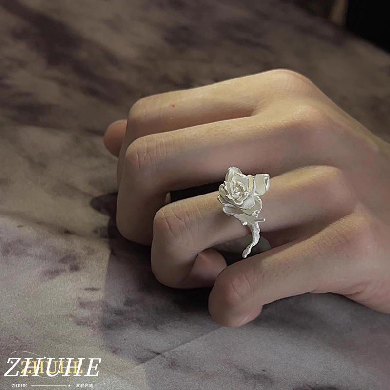 Anello fiore alla moda, access - Vintage Fashion Buyer recensione e prezzo