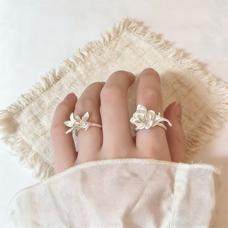 Anello fiore alla moda, access - Vintage Fashion Buyer recensione e prezzo